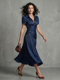 Elegant Pleated Midi Dress with Waistband Detail