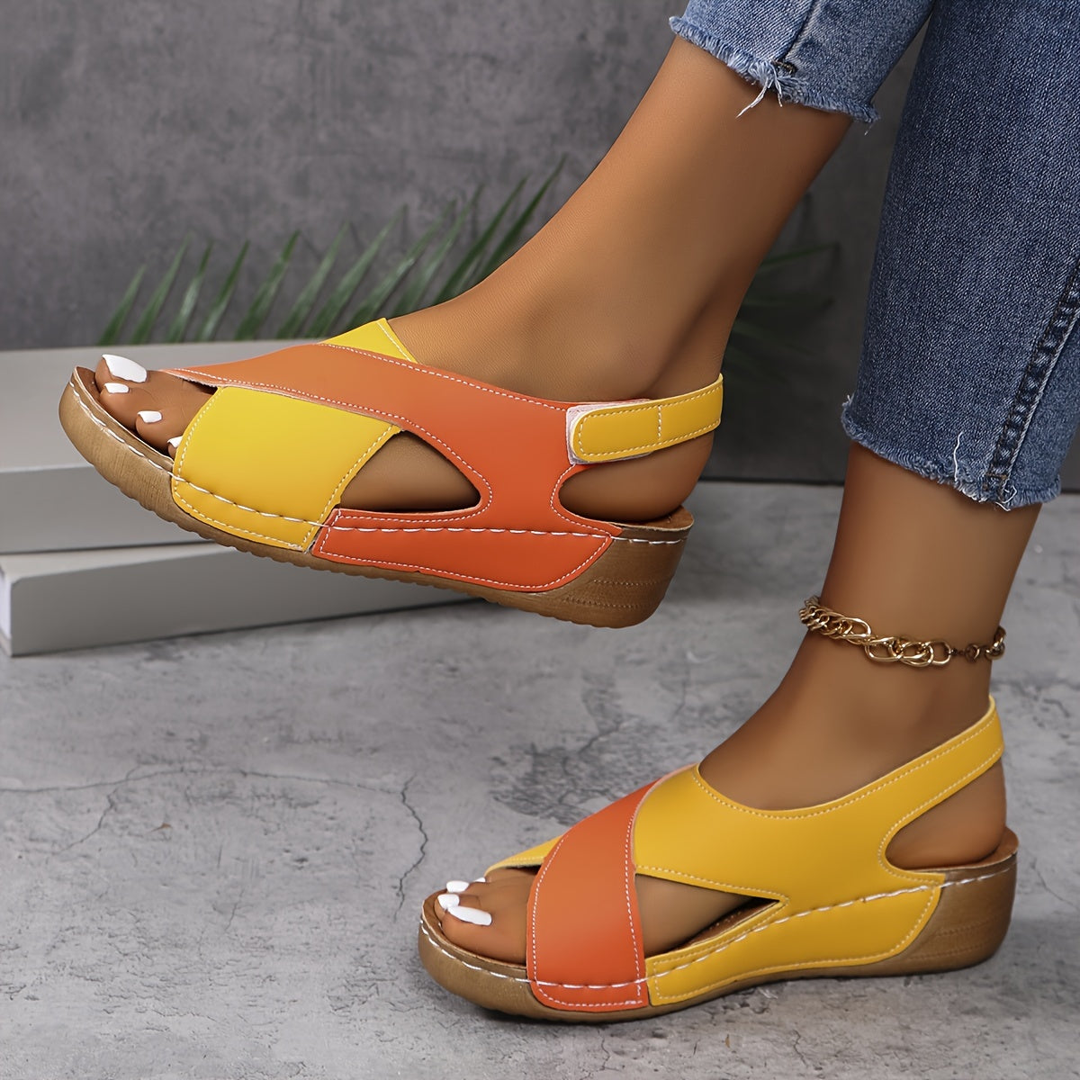 Relaxed Orthopedic Sandal with Cushioned Sole for Summer