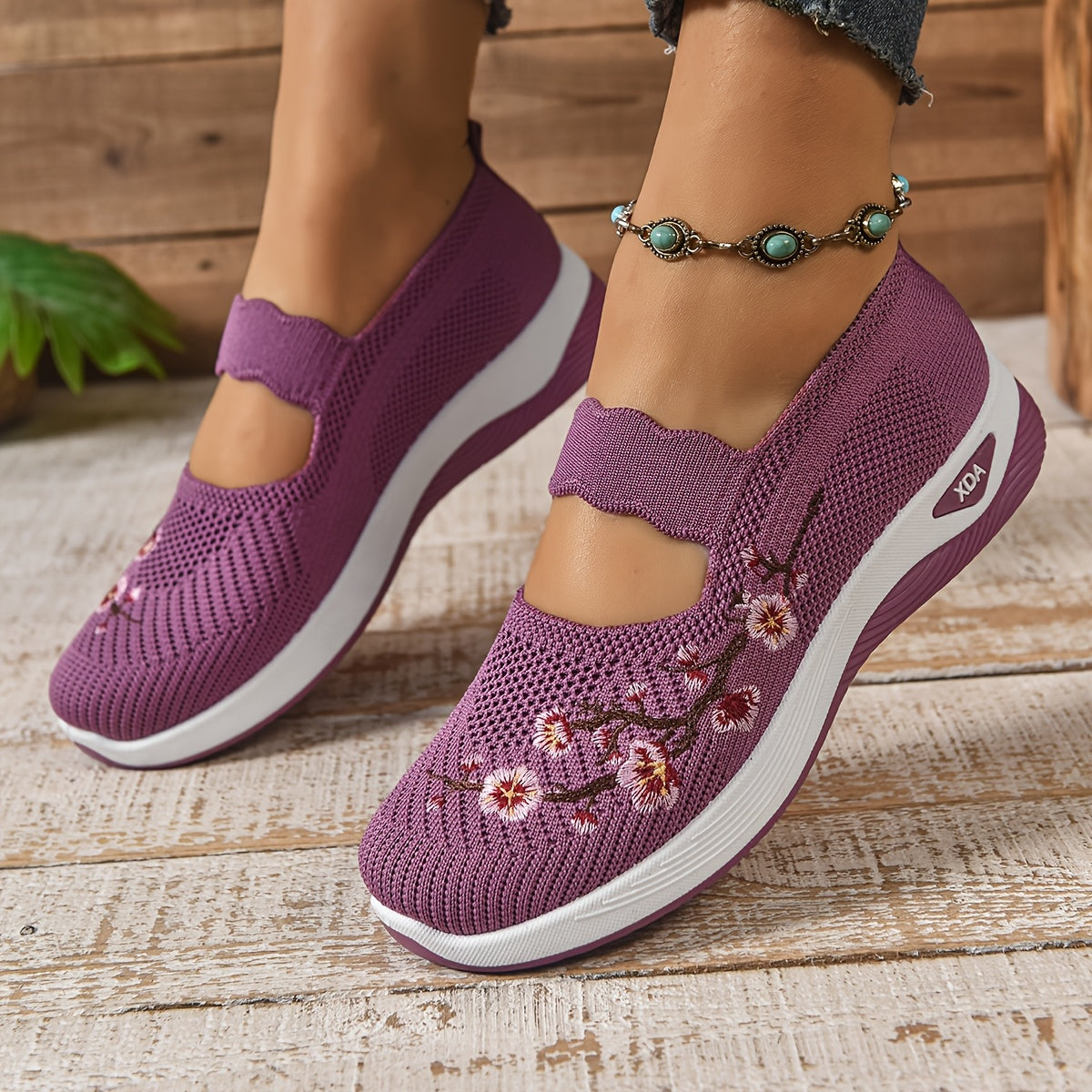 Relaxed Everyday Sandals for Spring Walking Comfort