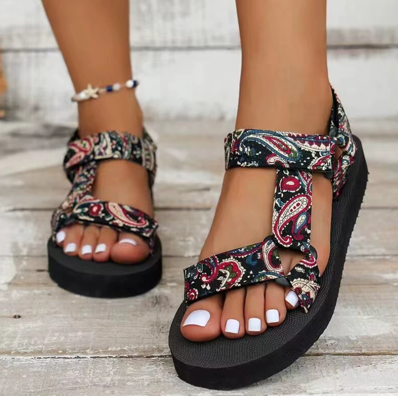 Relaxed Boho Flat Sandals for Summer