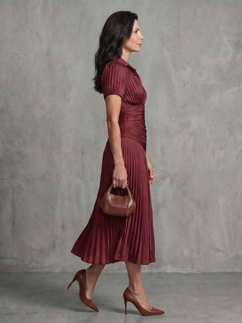 Elegant Pleated Midi Dress with Waistband Detail