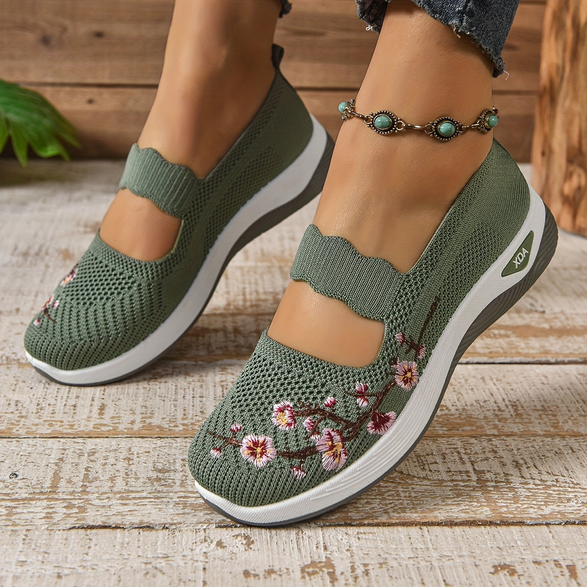 Relaxed Everyday Sandals for Spring Walking Comfort