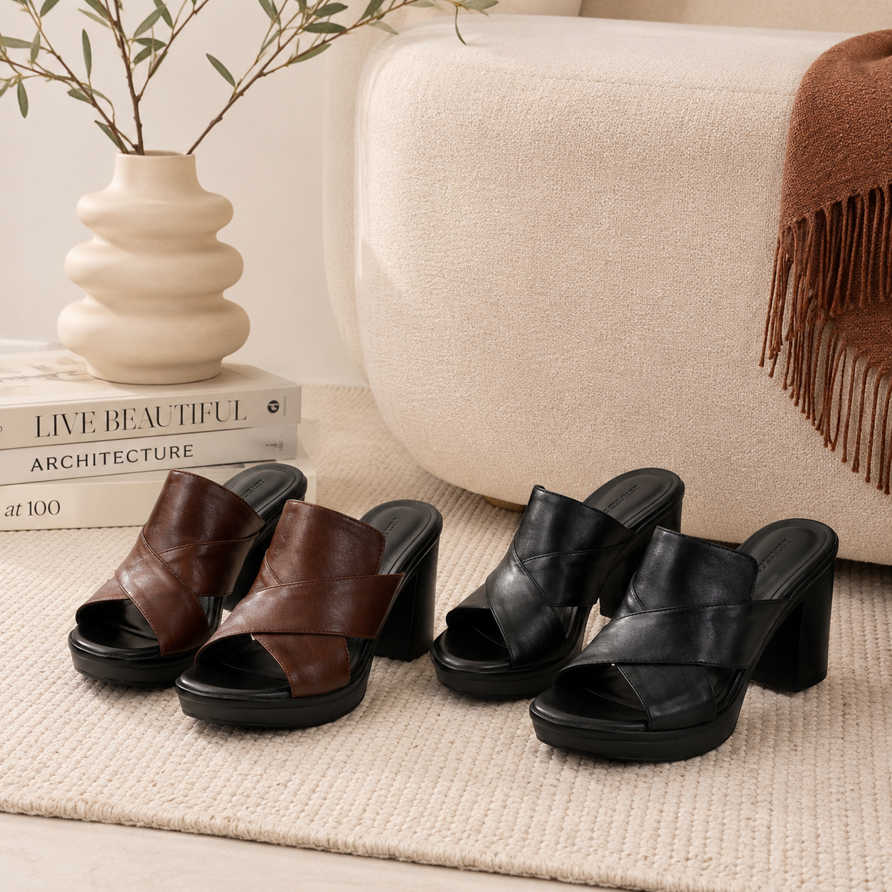 Elegant Strappy Sandals Relaxed Summer Fit