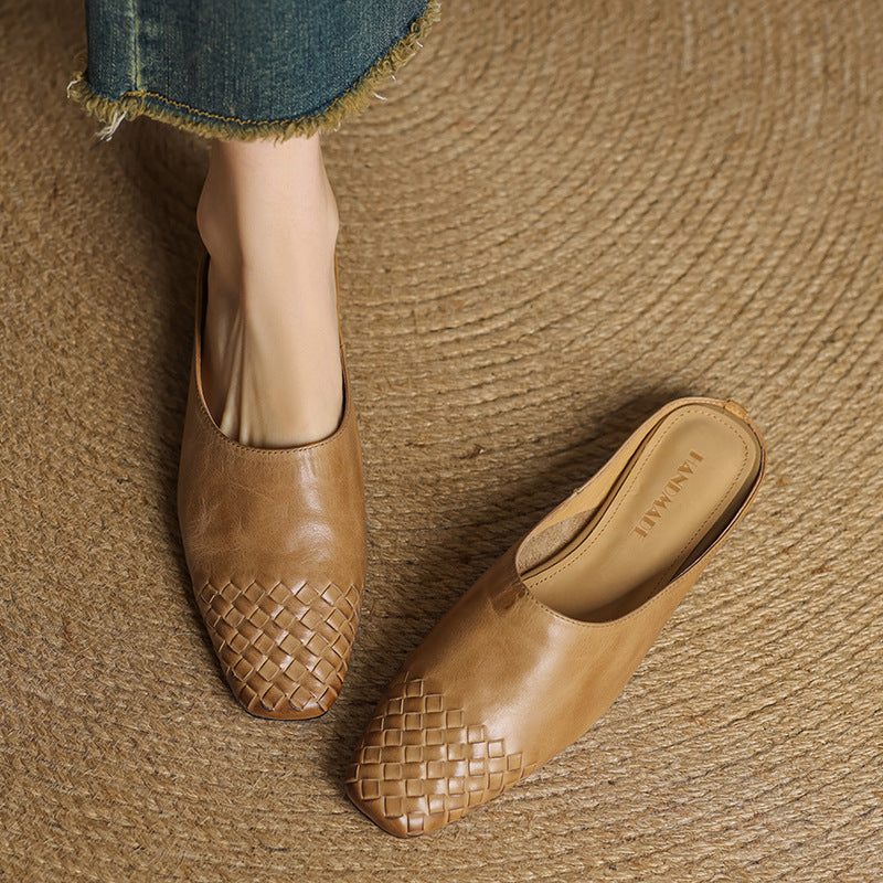Relaxed Woven Slides for Everyday Summer Comfort