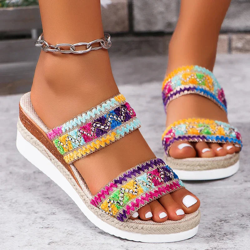 Stylish Women's Slip-On Sandals Summer Lightweight Comfort Fit