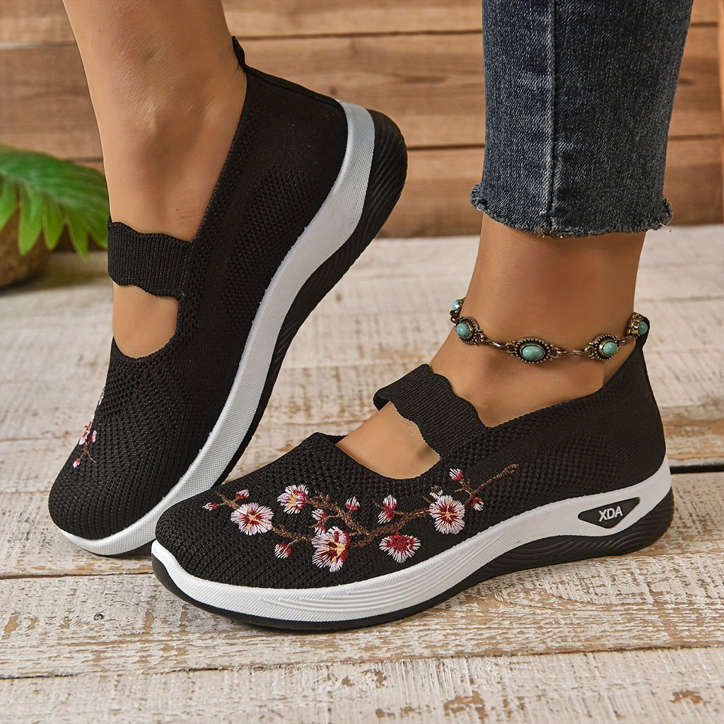 Relaxed Everyday Sandals for Spring Walking Comfort